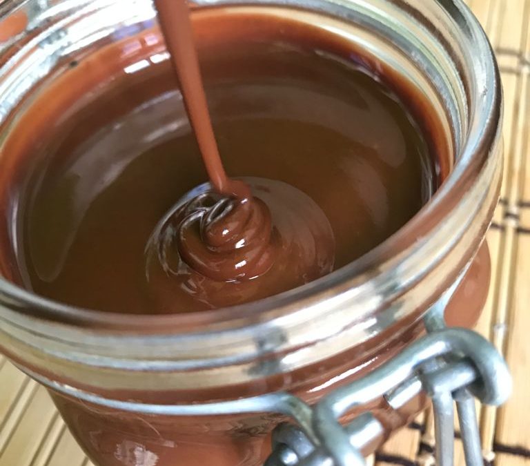 Crema de cacao y avellanas saludable